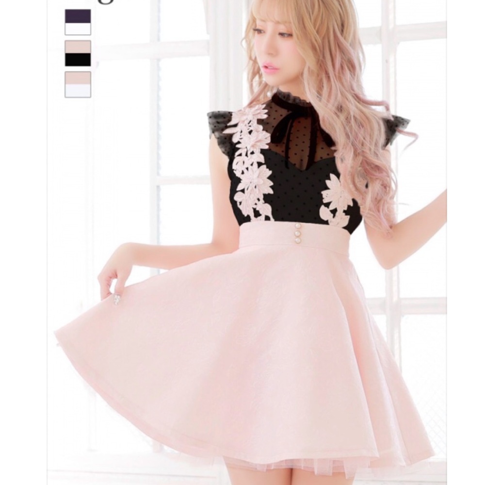 Japanese Kawaii Gyaru Black Pinkl Flower Lace Polka Dot Ruffle Mini Dress